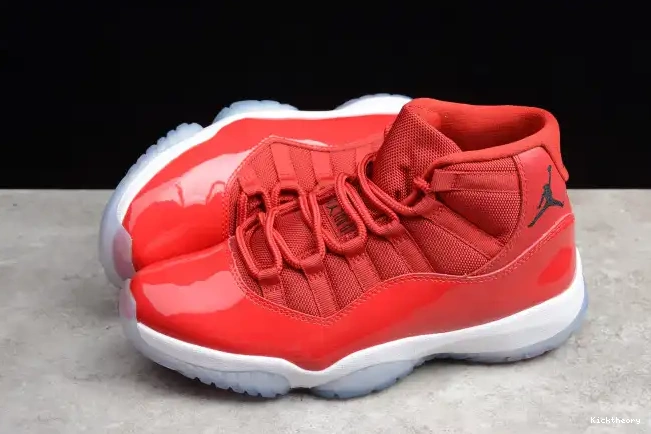 Kicktheory 378037-623 RetroGym Red Air 11 Jordan 0605